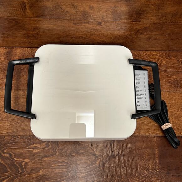 Corning Ware Other - CORNING WARE Vintage Electromatic Heating Base P-12-ES